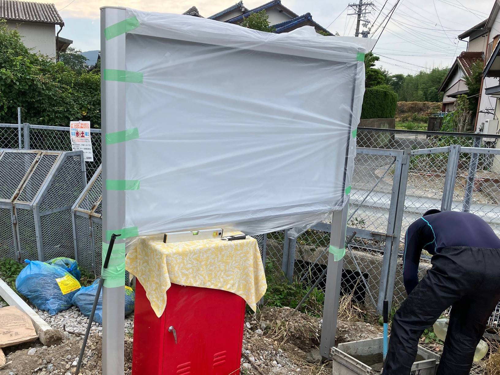 掲示板取替。 とりい建具のブログ 写真3