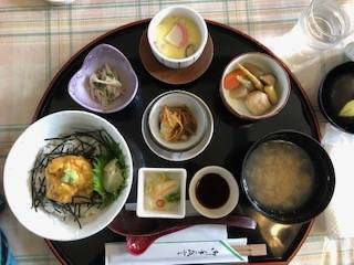 AKBT土崎港店【ランチ🍚ブログ】うに丼🐚 AKBT 土崎港店のブログ 写真3