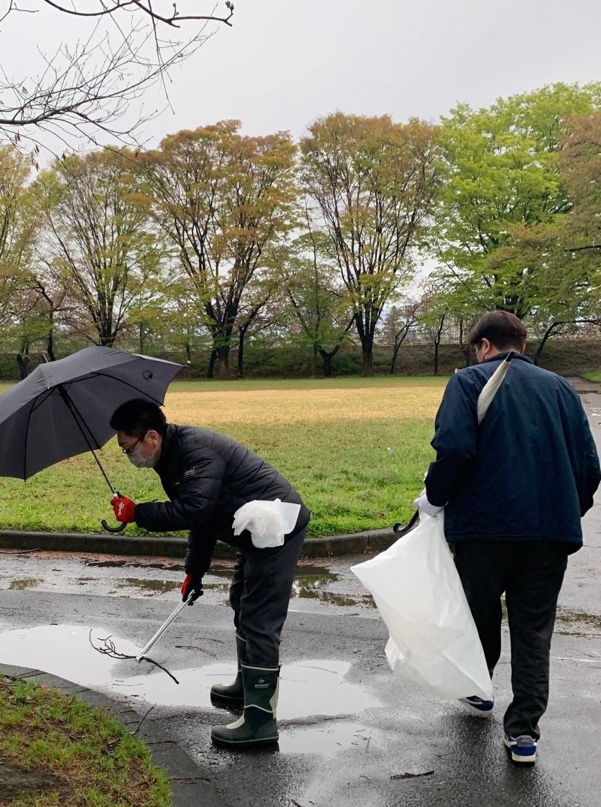 朝からお掃除 気持ちいい～🧹 大木建装硝子のブログ 写真4