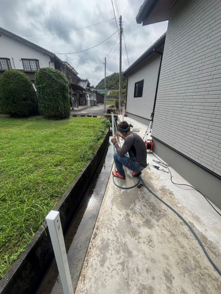 八鹿アルミ 福知山店の✨【兵庫県朝来市】フェンス設置✨の施工前の写真3