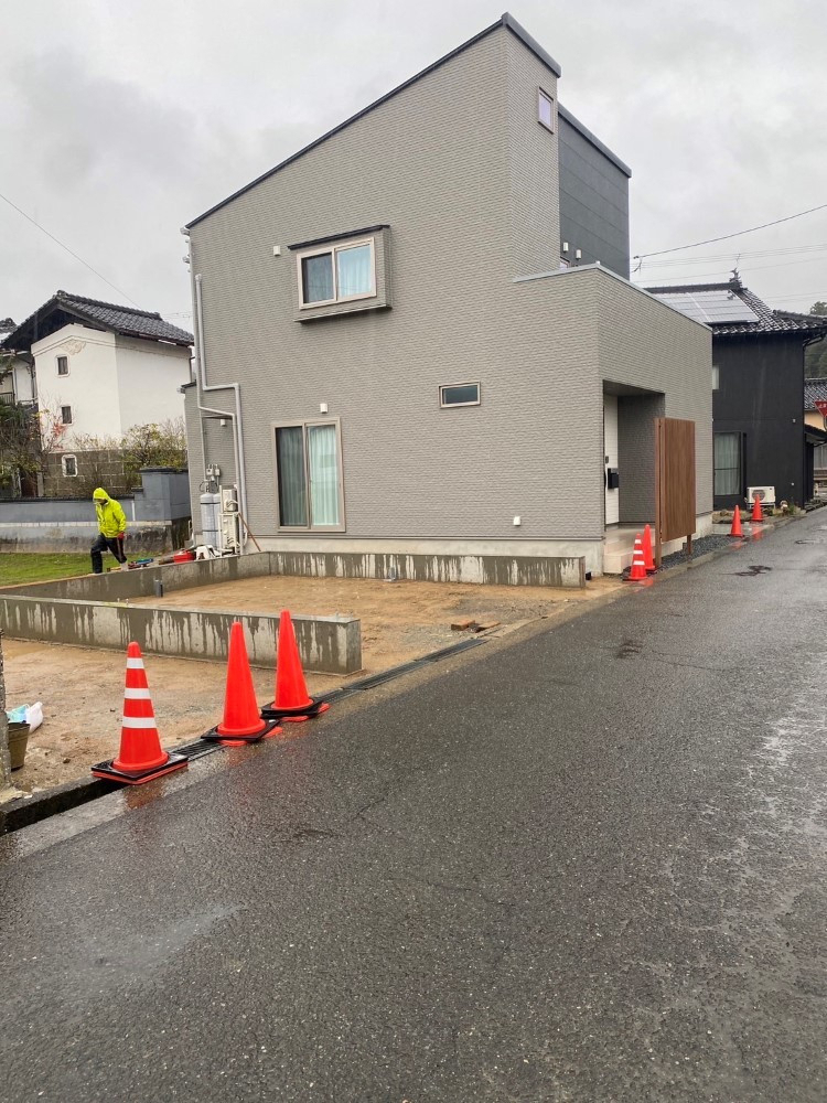 八鹿アルミ 福知山店の✨【兵庫県養父市】ガレージの設置✨※防犯対策にもの施工前の写真1