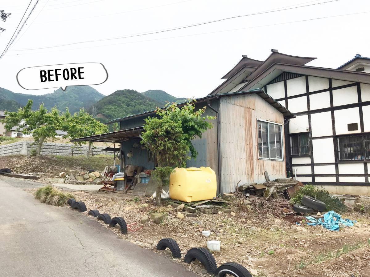 更埴トーヨー住器の植木で目隠ししてましたがアルミフェンスにしたいとのご希望(千曲市)の施工前の写真1