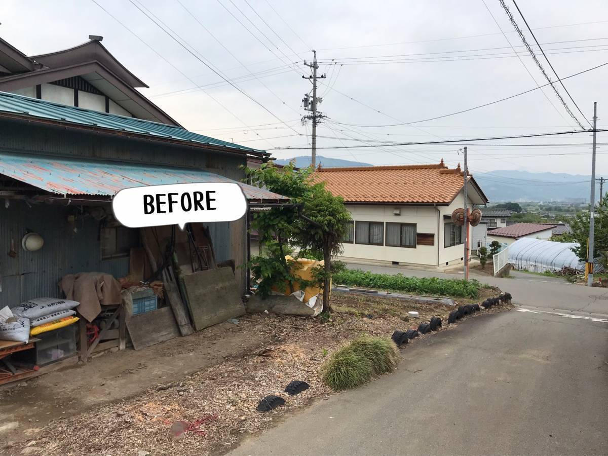 更埴トーヨー住器の植木で目隠ししてましたがアルミフェンスにしたいとのご希望(千曲市)の施工前の写真3