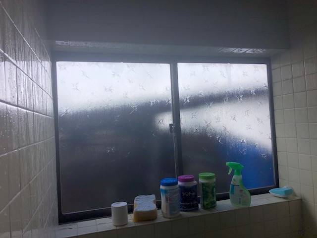 TERAMOTOの【補助金対象】タイル壁の浴室に内窓インプラス取付できます！の施工前の写真1