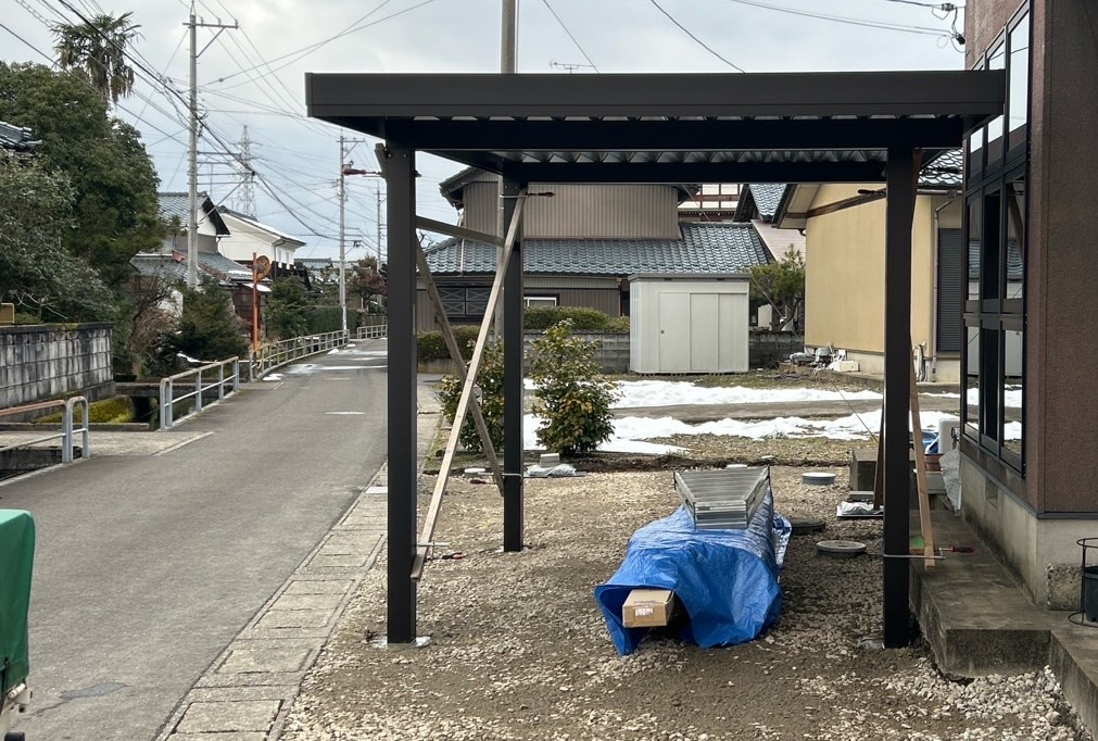 TERAMOTOの【カーポート施工例】変形している敷地にカーポートを施工させていただきました。の施工後の写真1