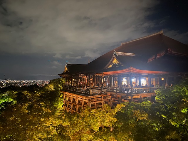 夏の京都を満喫 水戸トーヨー住器のブログ 写真3