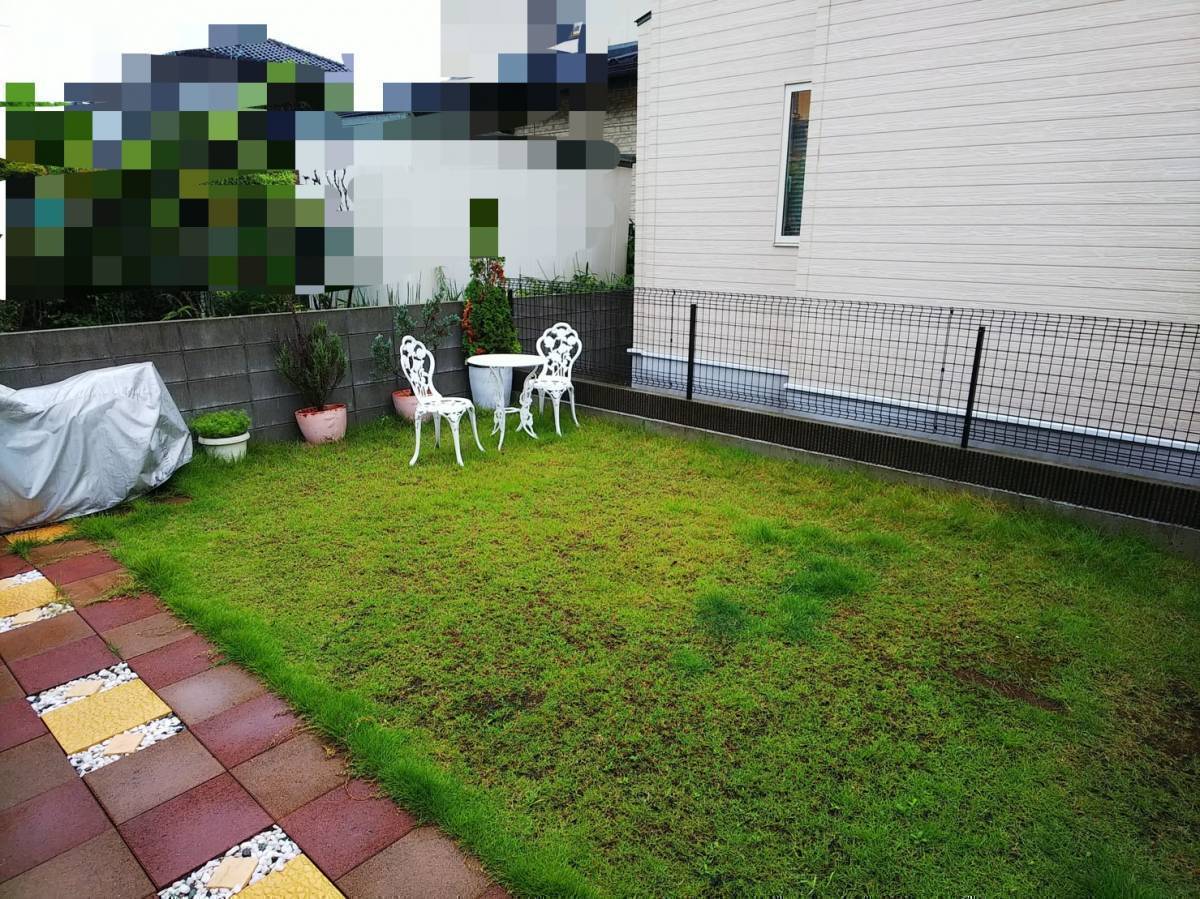 千葉トーヨー住器の目隠しフェンス取付の施工前の写真2