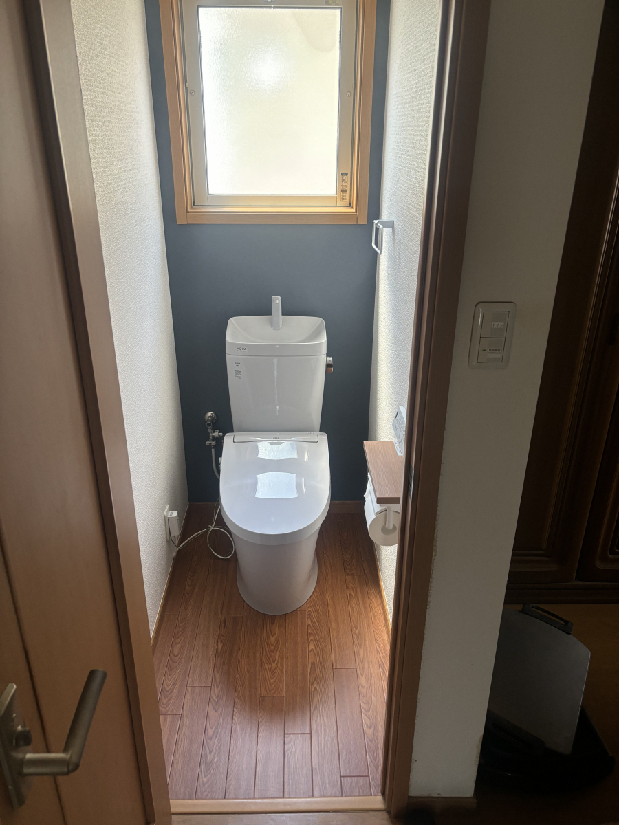 海老名トーヨー住器の海老名市リフォーム補助金を使って１階と2階のトイレリフォームしました。の施工後の写真2