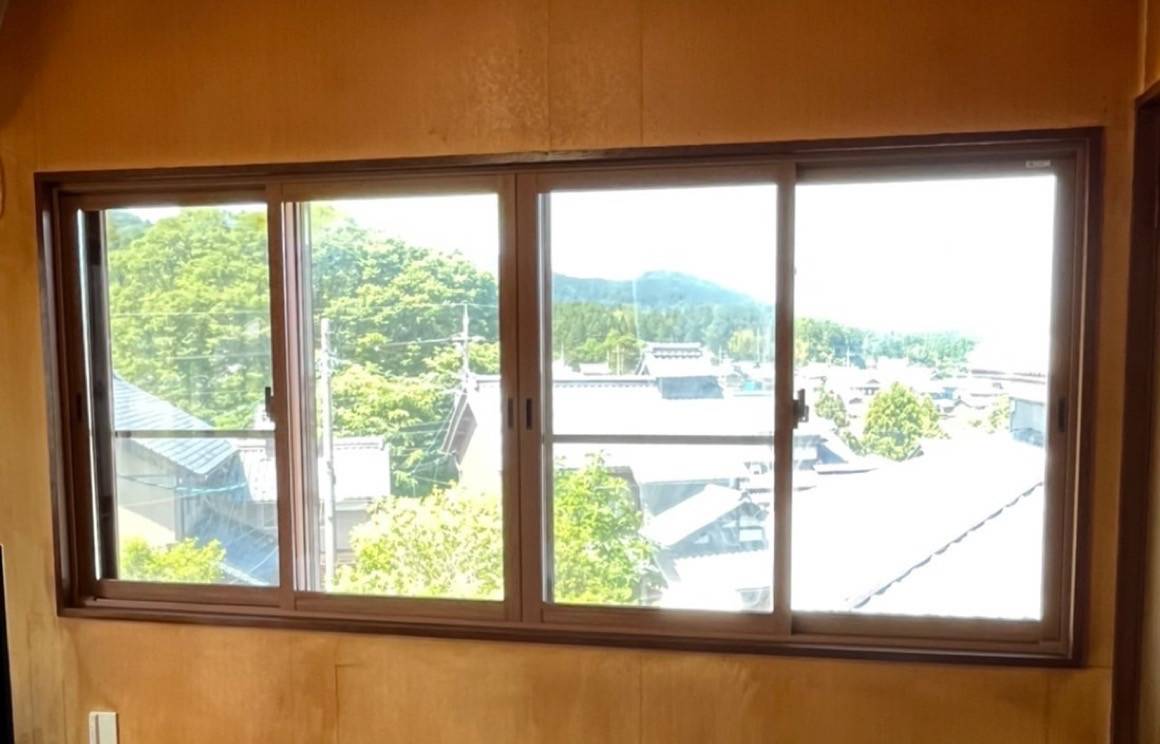 押田屋の内窓を取り付けさせていただきました。の施工後の写真1