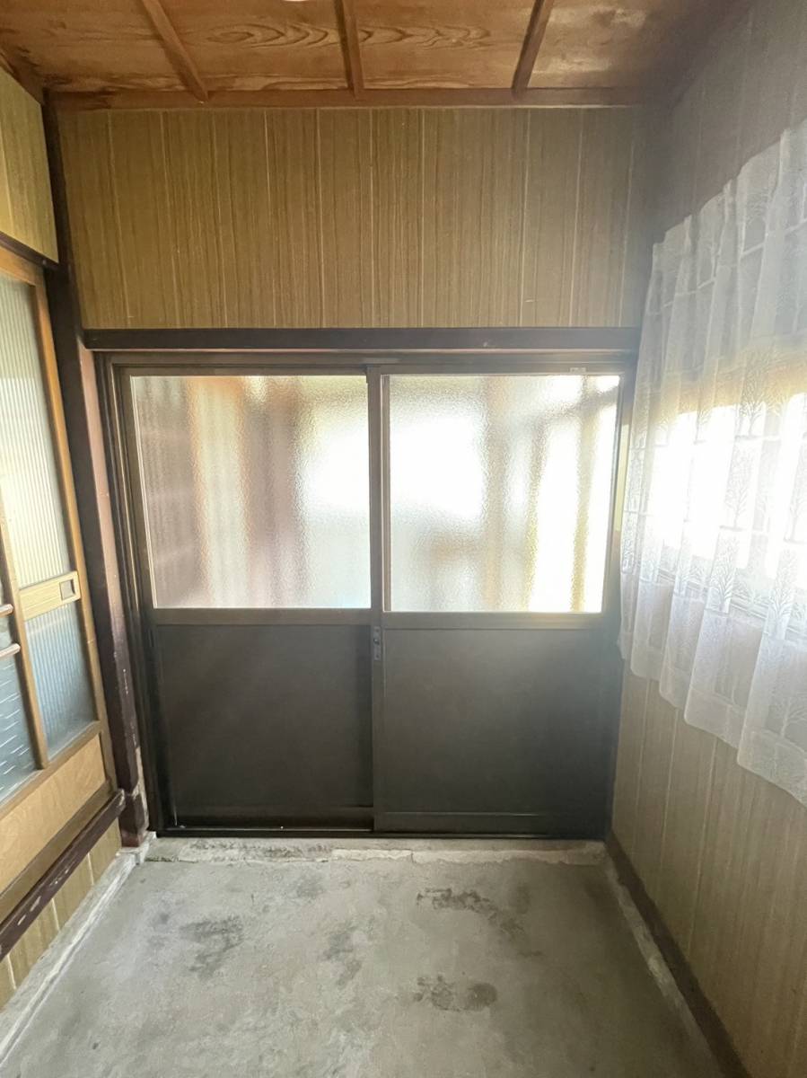 押田屋の木製引戸取替の施工後の写真2