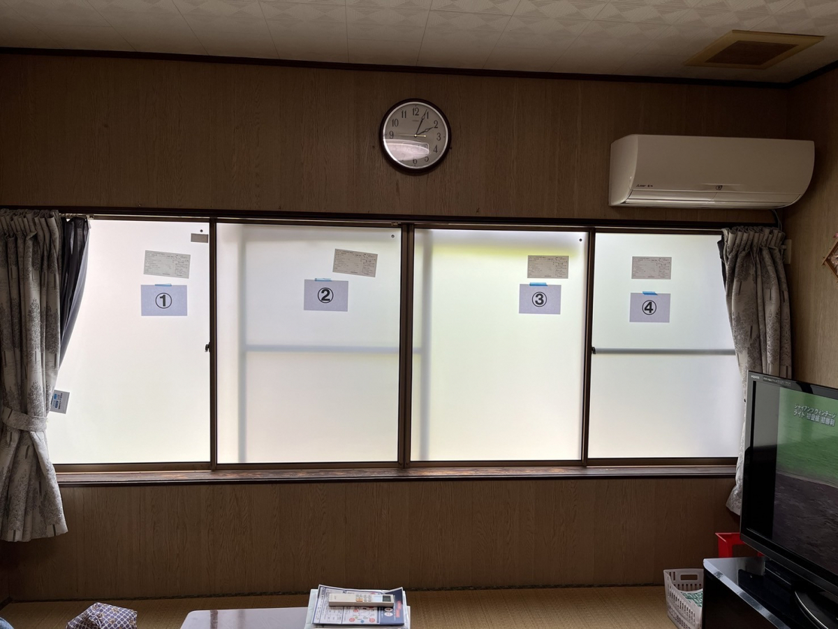 押田屋の省エネ効果のある真空ガラスに入替させていただきましたの施工後の写真1