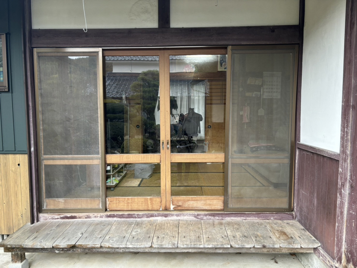 押田屋の【補助金】を利用して木製建具からアルミサッシへ交換しました！の施工前の写真1