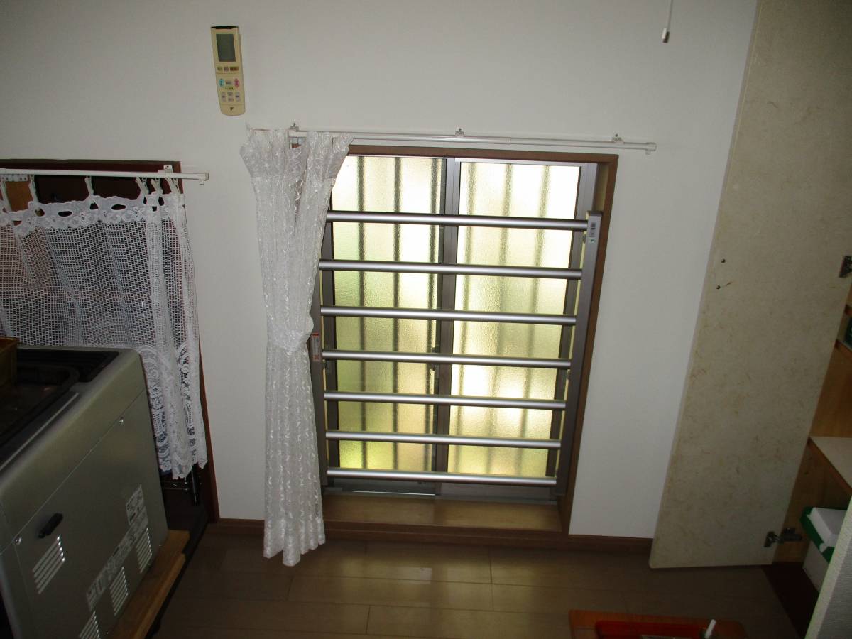 十倉トーヨー住器の室内面格子を取り付けました。の施工後の写真3