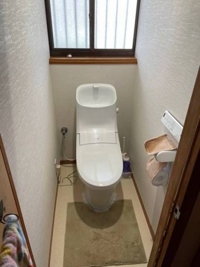 十倉トーヨー住器の節水型のトイレへリフォーム！施工事例写真1