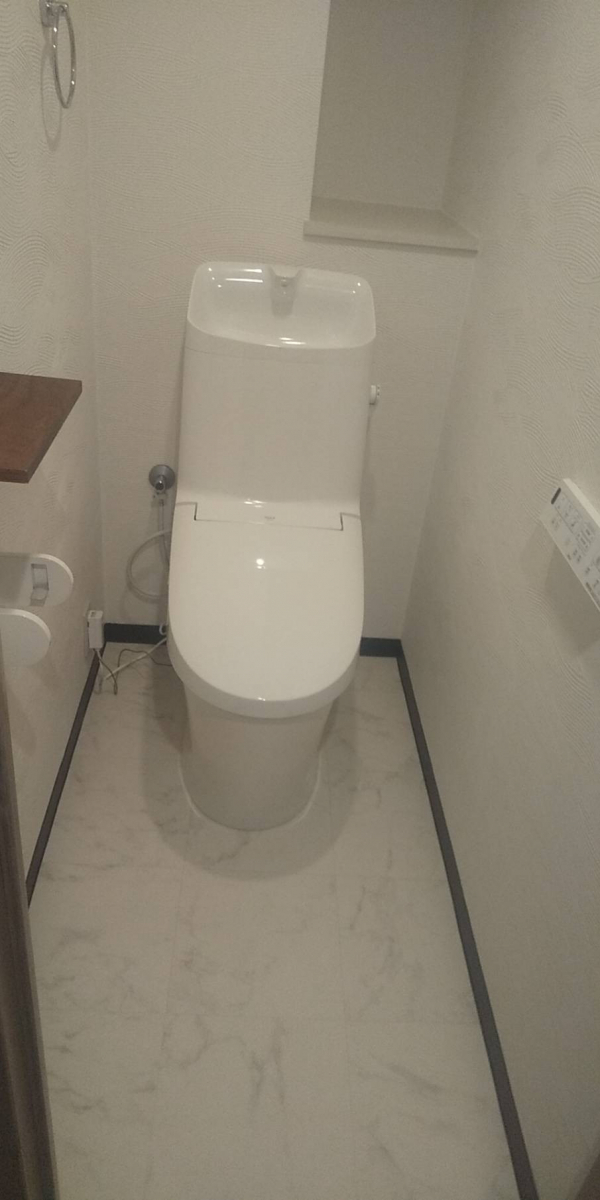 リフォームショップミナトのトイレのリフォームの施工後の写真1