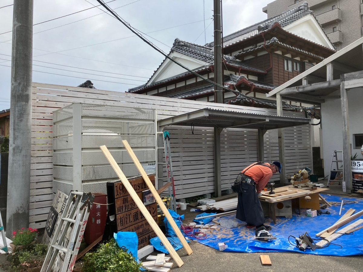 大和アルミトーヨー住器の木フェンス設置工事の施工後の写真2