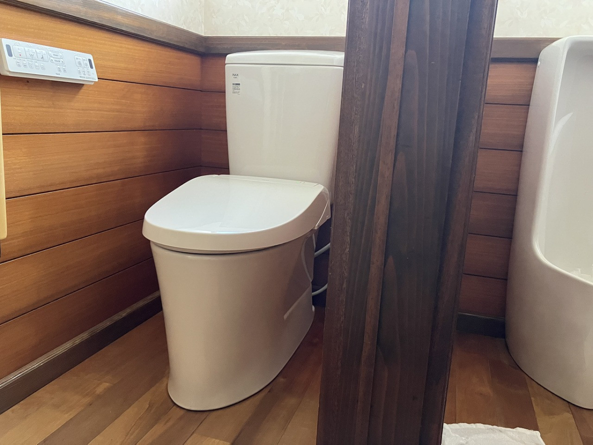 大和アルミトーヨー住器のトイレ取替工事の施工後の写真1