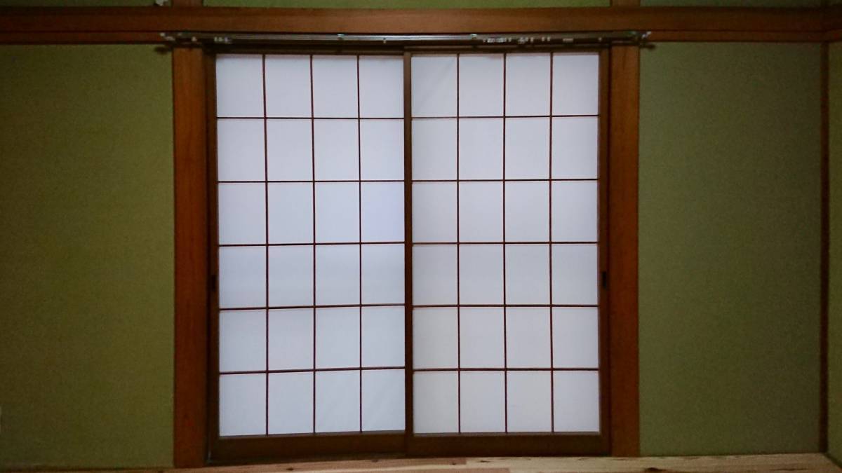 セイワ四日市店の内窓　インプラスの施工前の写真1