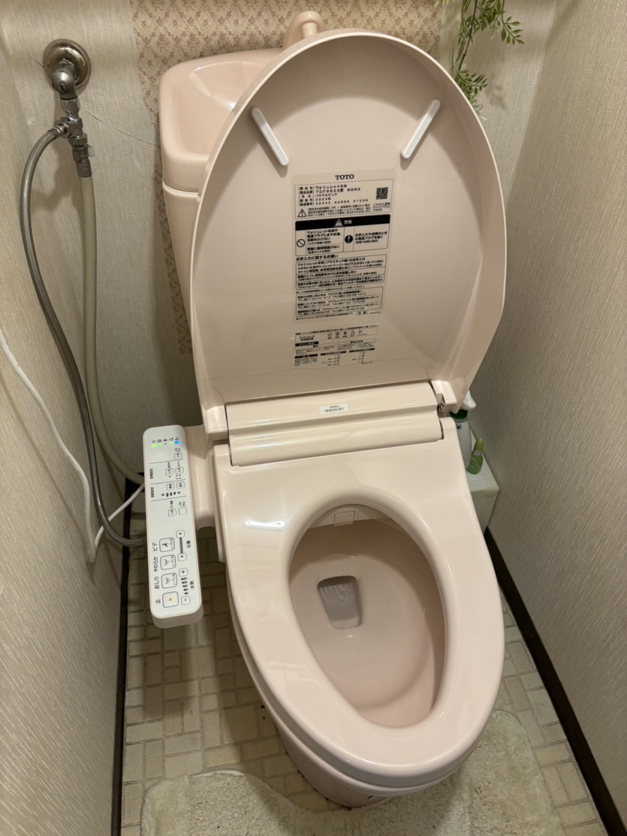 ゼネラルサンホームの今回ご紹介の施工事例はトイレ工事です☺ゼネラルサンホームよりの施工後の写真2