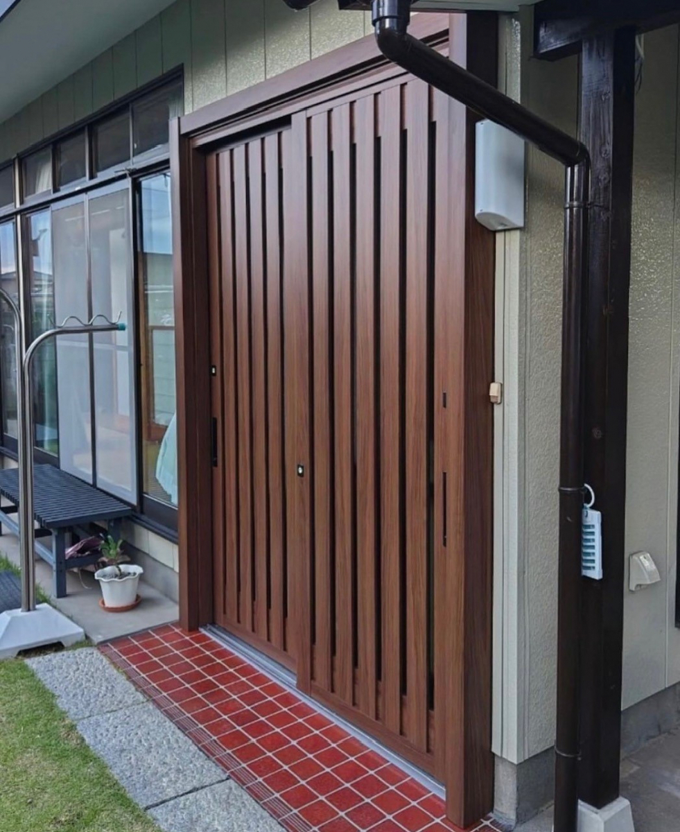 大平トーヨー住器の【小山市】玄関引戸を一新しました！！の施工後の写真2