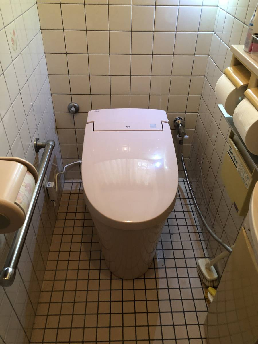 松本トーヨー住器の愛南町　トイレリフォームの施工後の写真1