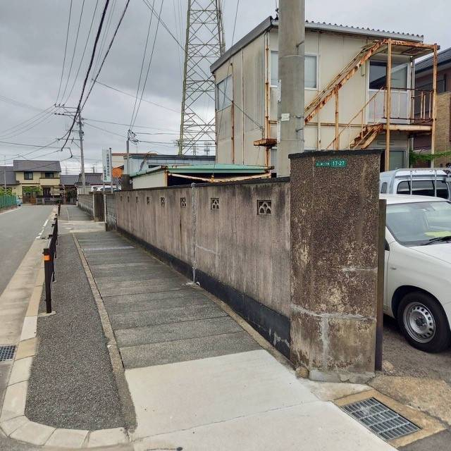 上廣トーヨー住器 E＆Rプロの目隠し、フェンス工事 施工事例の施工前の写真2