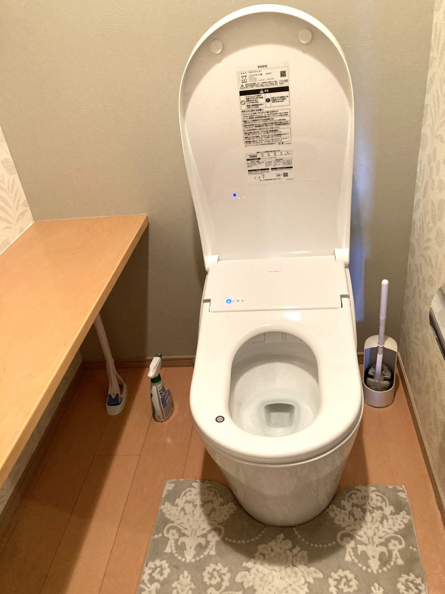 ケイワン・トーヨー住器のトイレ交換をいたしましたの施工後の写真1