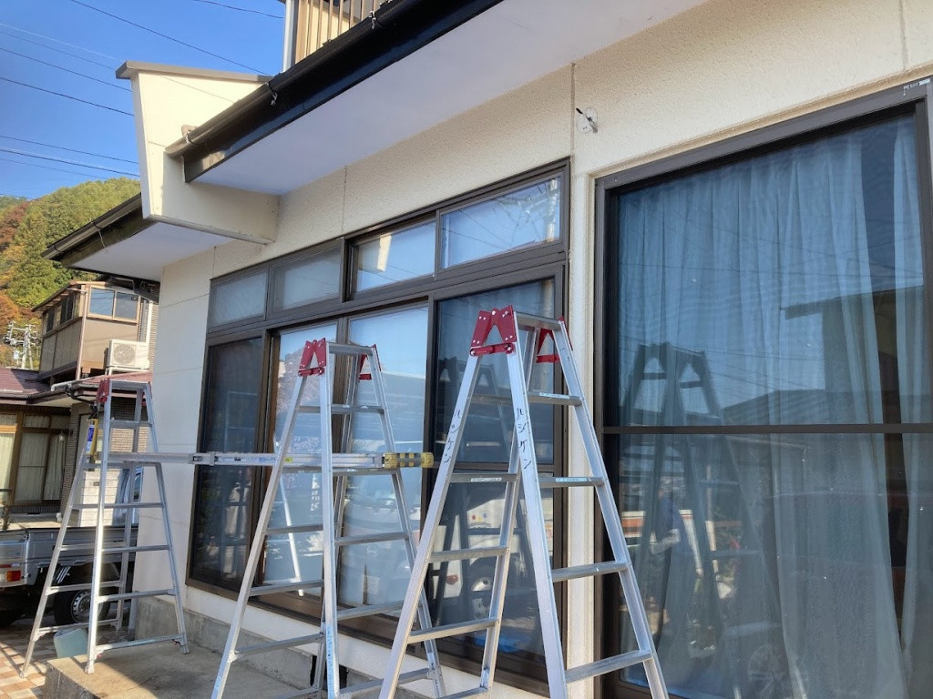 NCCトーヨー住器 諏訪店の日よけ対策工事をしました！の施工前の写真2