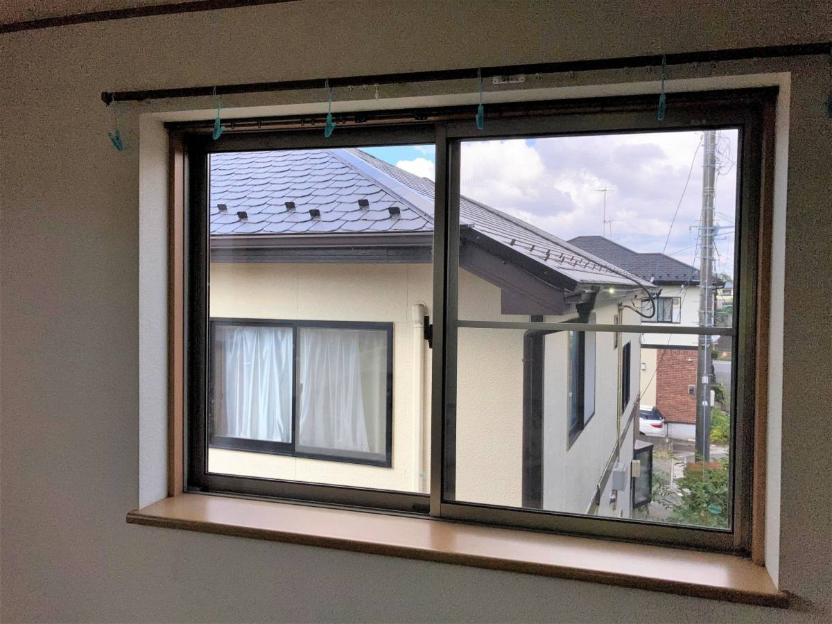 さくら住建の内窓で暑さ・寒さ・結露など…様々なお悩みが解消✨の施工前の写真3