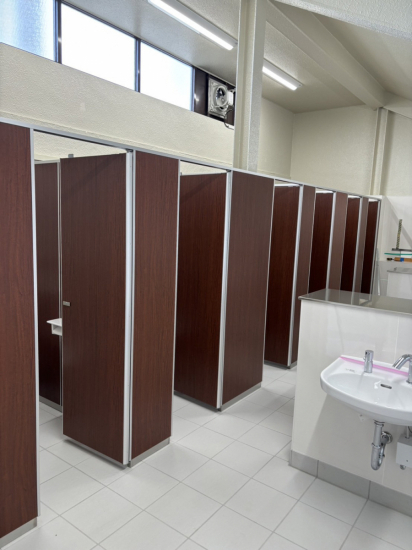 小林トーヨー住器のトイレブース施工させていただきました施工事例写真1