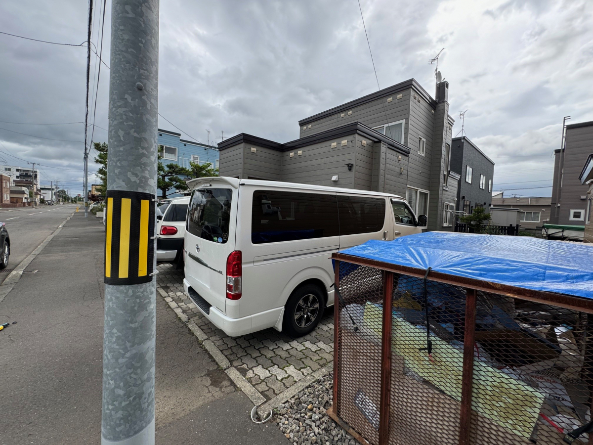 古石商店のカーポート工事も当社にお任せください！　車の雪落としから解放されます！の施工前の写真1