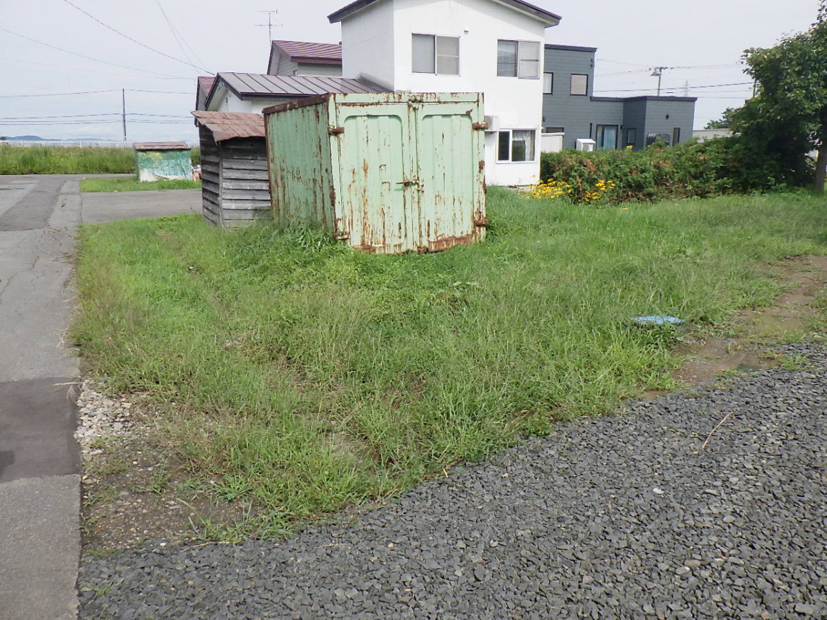 古石商店の路盤改良と来年カーポートの下準備の施工前の写真1