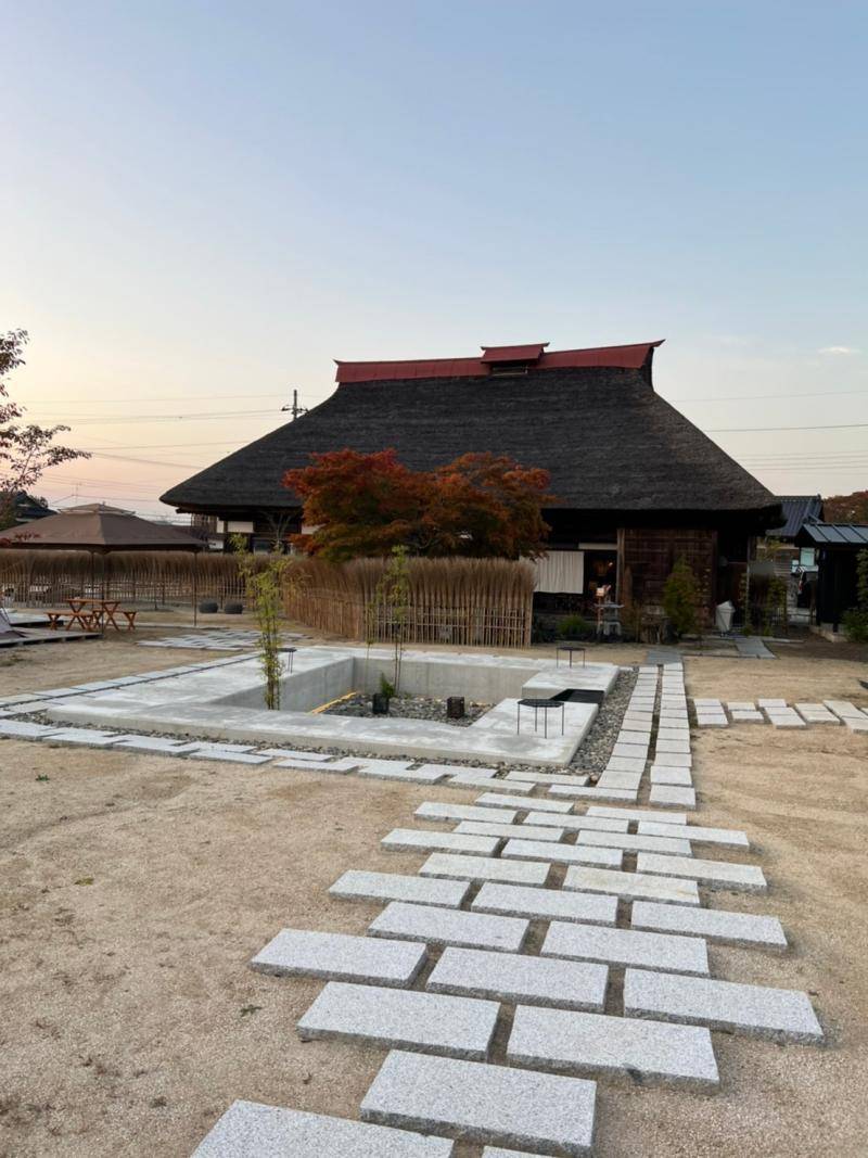 茅葺きcafe´縁 カワサキトーヨー住器 那須那珂川のブログ 写真1