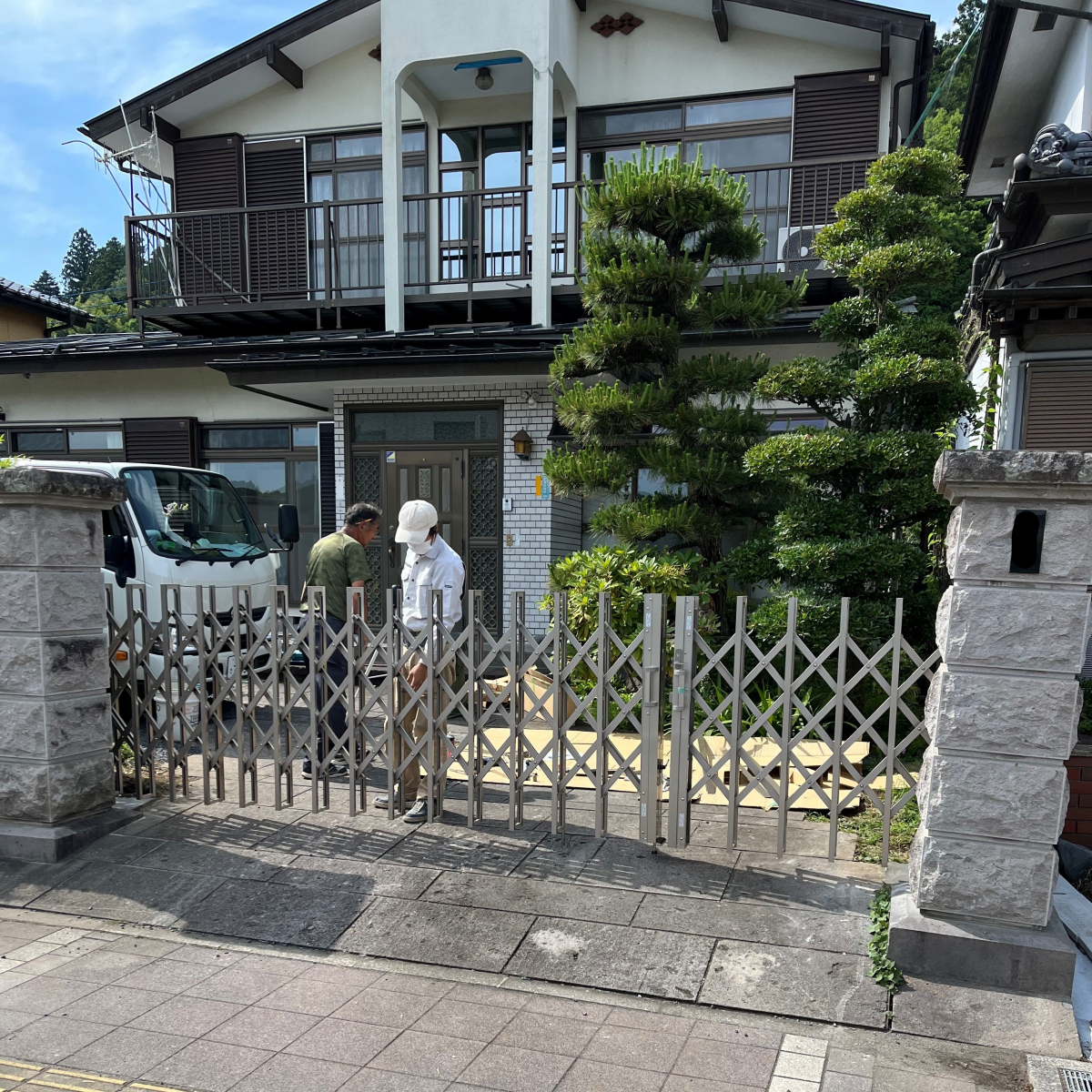 カワサキトーヨー住器 那須那珂川の日よけ設置工事の施工前の写真2