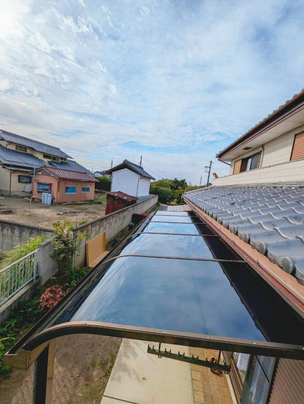 マドLABO前橋のテラス屋根の交換 （高崎市）の施工後の写真2