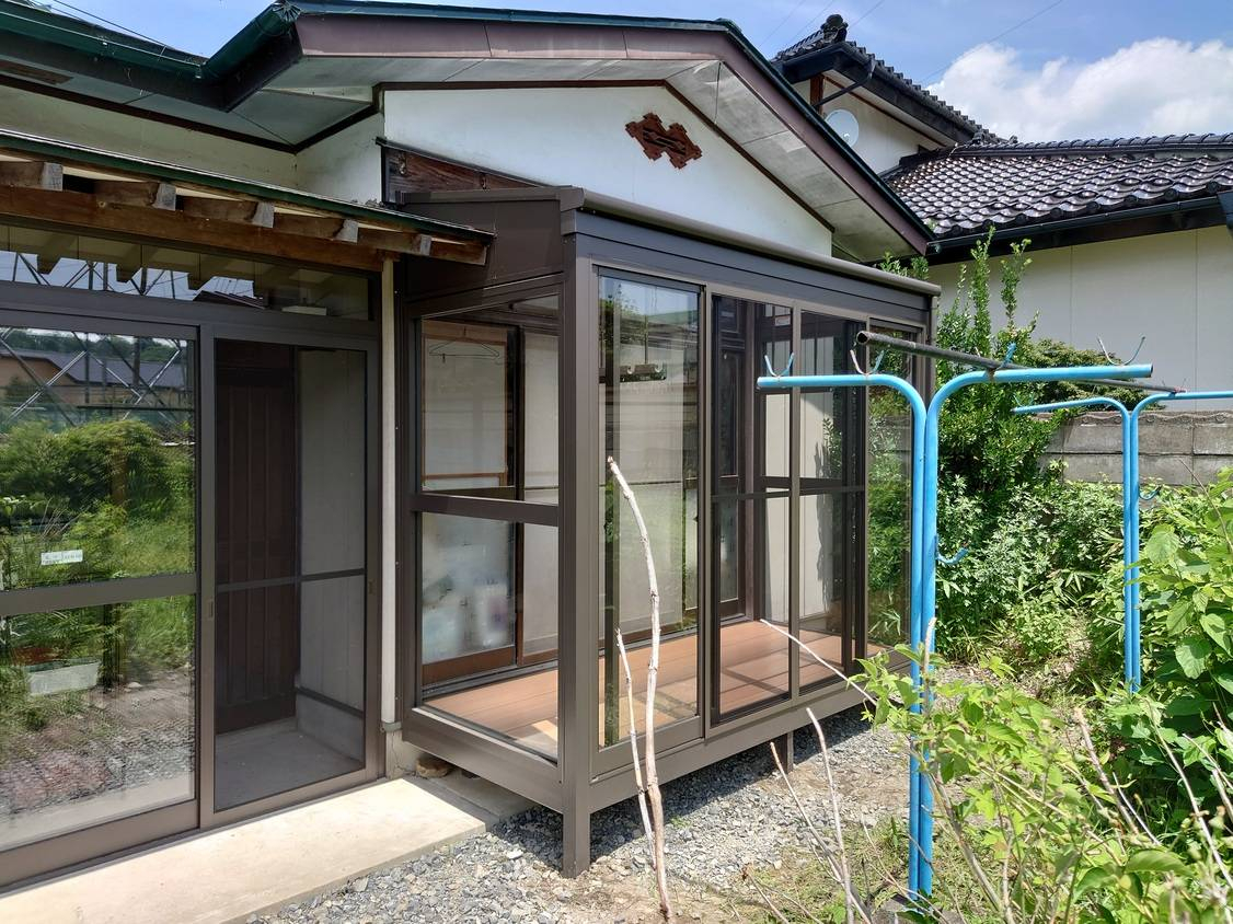 北豊トーヨー住器のO様邸　テラス囲い（サニージュ）設置工事の施工後の写真1