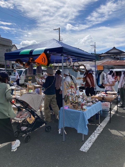 毎年恒例の「まるかじり」いつも人気です🪵⚒️パパの株上がります😉 大西アルミ建材 京丹後店のブログ 写真3