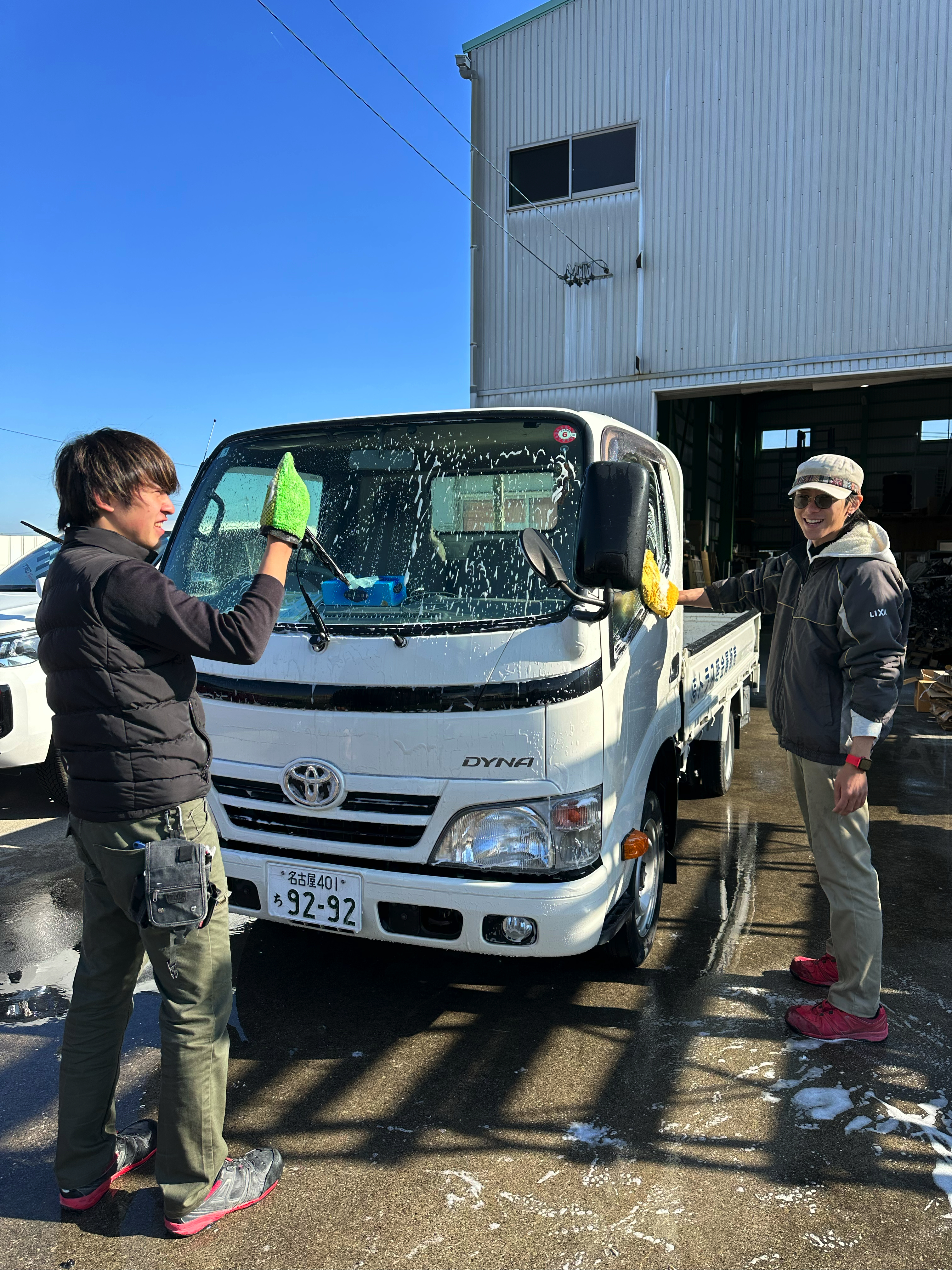 トラック達！今年も1年ありがとう🫶 トラス軽金属販売 津島店のブログ 写真1