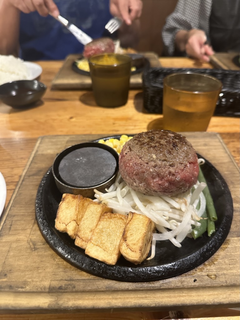 おすすめのハンバーグ情報をお伝えします🍖 トラス軽金属販売 津島店のブログ 写真1