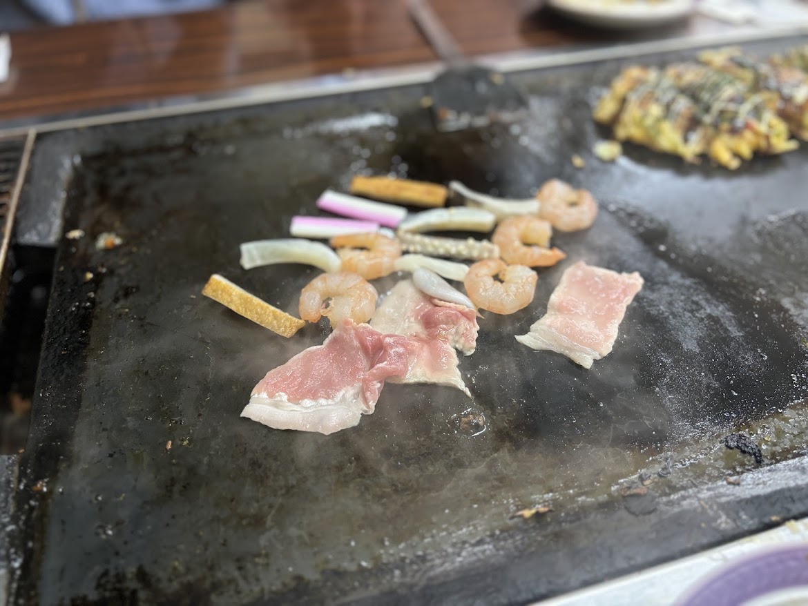 お好み焼きに続いて焼きそば編　バターが決め手！！ 土佐トーヨー住器のブログ 写真2