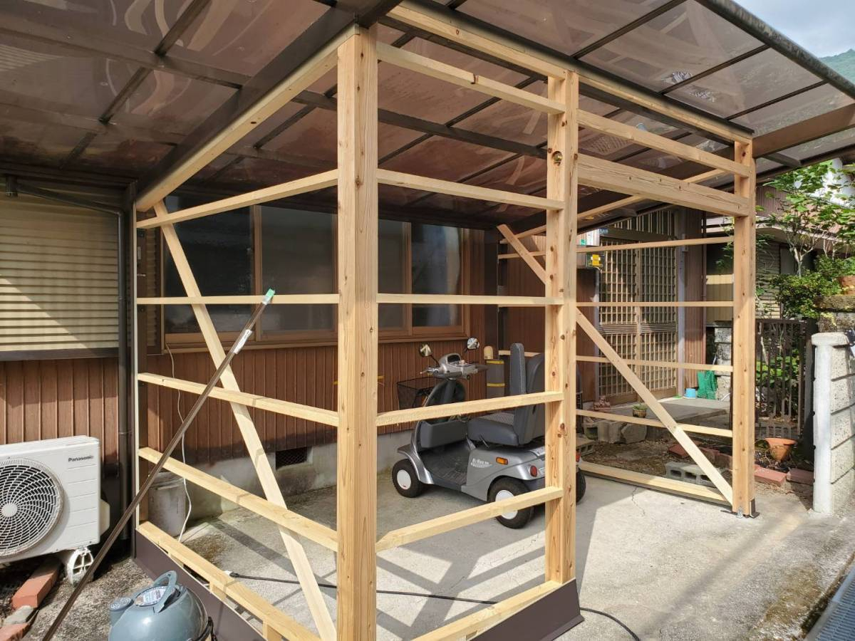 山本サッシ店 東紀州のGarage🚗にシャッターを‼️【仲嘉建設様 現場】の施工前の写真1