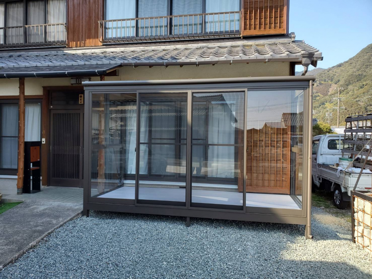 山本サッシ店 東紀州のお家に雨に濡れない物干し場を‼︎ 《日間賀建築様現場》の施工後の写真1