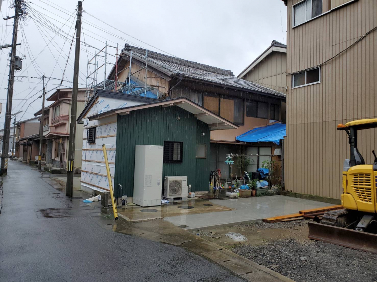 山本サッシ店 東紀州のテラス囲いを多様化‼︎ 使い方も色々です。《大末建設様現場》の施工前の写真2