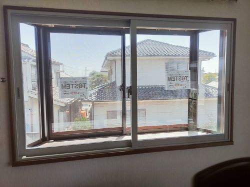 まどありー。本庄本店の【補助金対象商品】埼玉県深谷市　1dayリフォーム窓LIXIL内窓インプラス設置の施工後の写真1