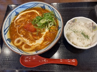 ☆甘口トマたまカレーうどん☆ 鶴谷トーヨーテックのブログ 写真2