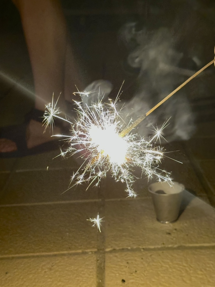 夏の風物詩🎇　花火しました！ REマド本舗 出雲店のブログ 写真2