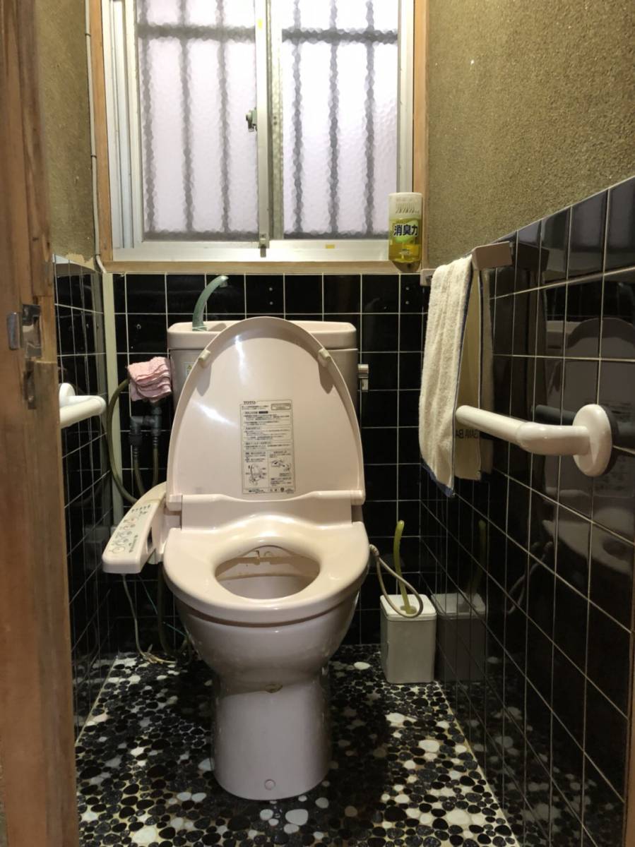 エスエヌジー高松のトイレリフォームの施工前の写真1