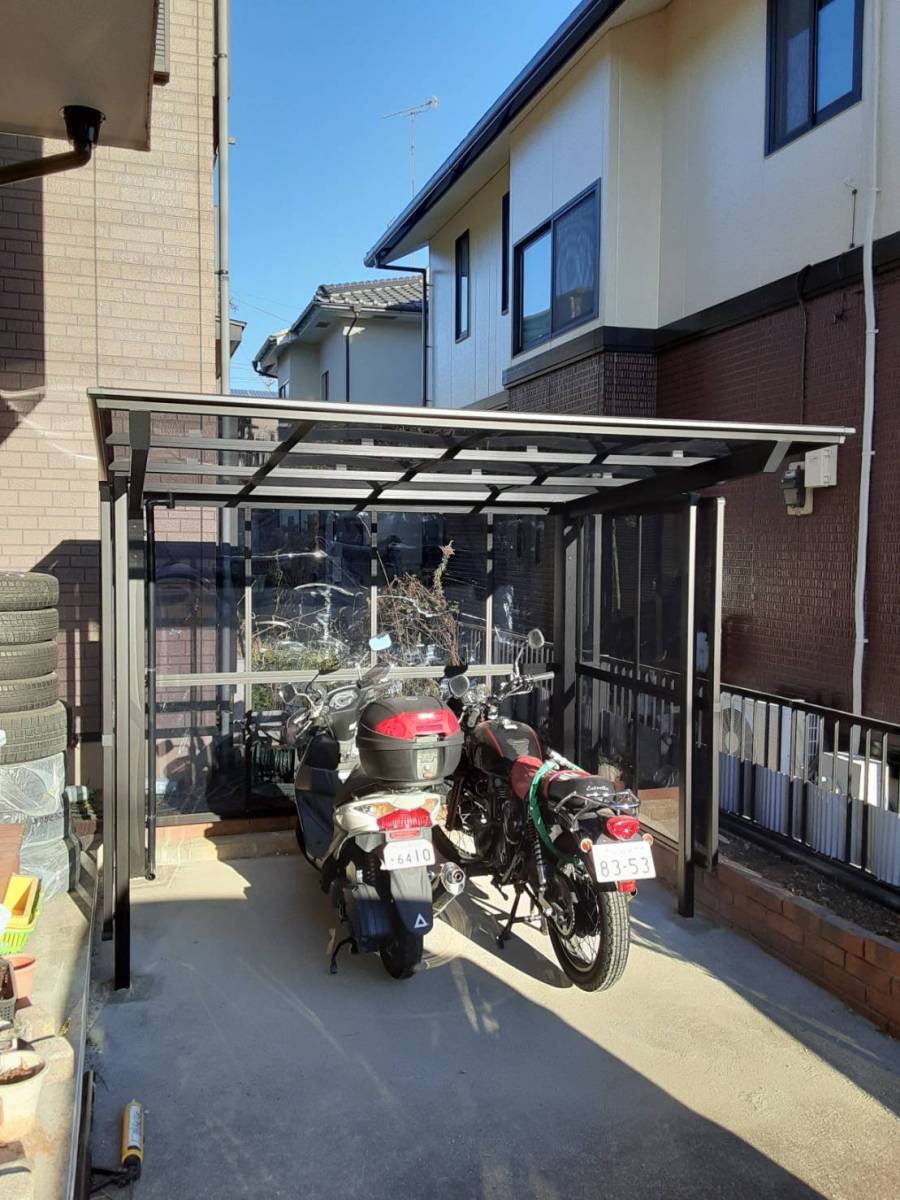 大成トーヨー住器のカーポート｜サイクルポート｜ＬＩＸＩＬ｜フーゴＦパーク｜小田原市｜の施工後の写真1