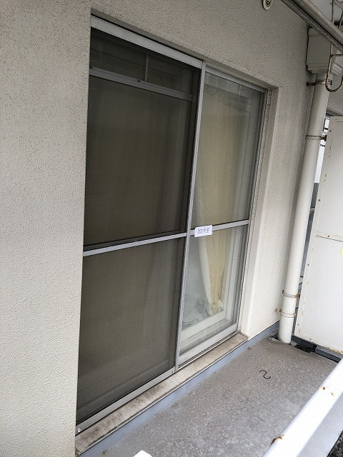 そうぶwindow&doorの【江戸川区】先進的窓リノベの補助金を利用して、高断熱性能仕様の窓に交換の施工前の写真2