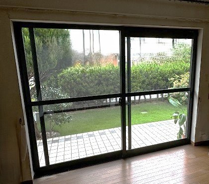 そうぶwindow&doorの【浦安市】先進的窓リノベ補助金（subsidy）:796,000円　内窓インプラス取付工事の施工前の写真1